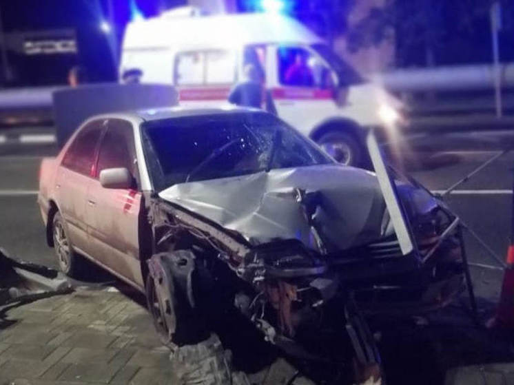 В Долинске девушка-подросток чудом не пострадала в ДТП