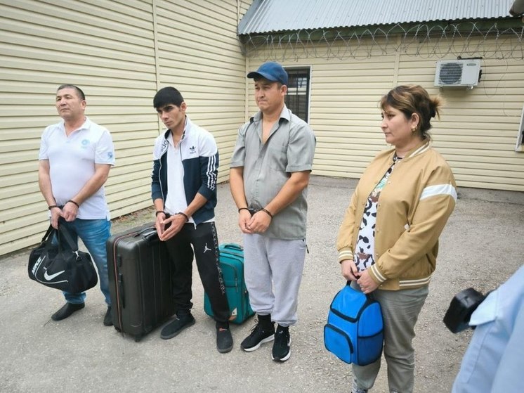 Рязанские полицейские выдворили из России семерых мигрантов