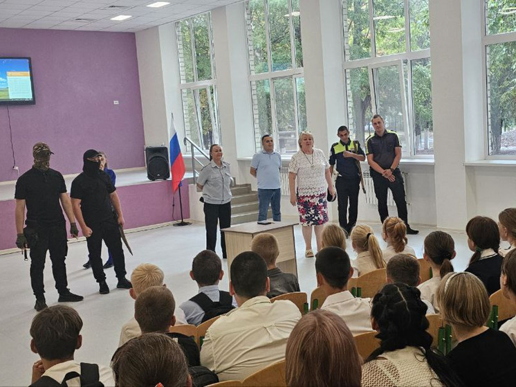 ‎Основы безопасности и защиты Родины введены в школьную программу Херсонщины