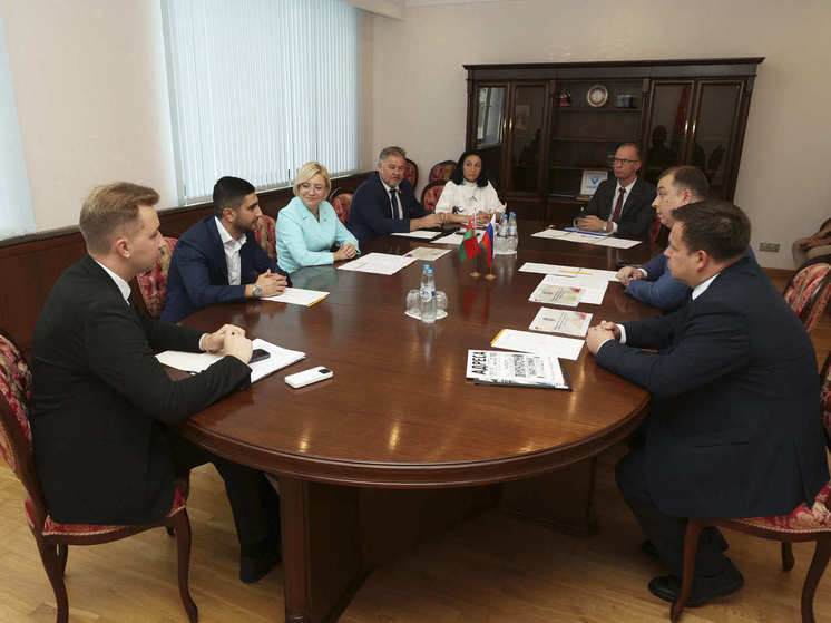 Пензенская делегация участвует в международном форуме в Минске