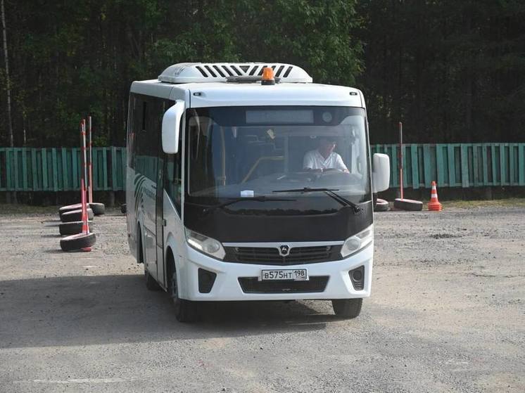 В Сертолово выбрали лучшего водителя автобуса