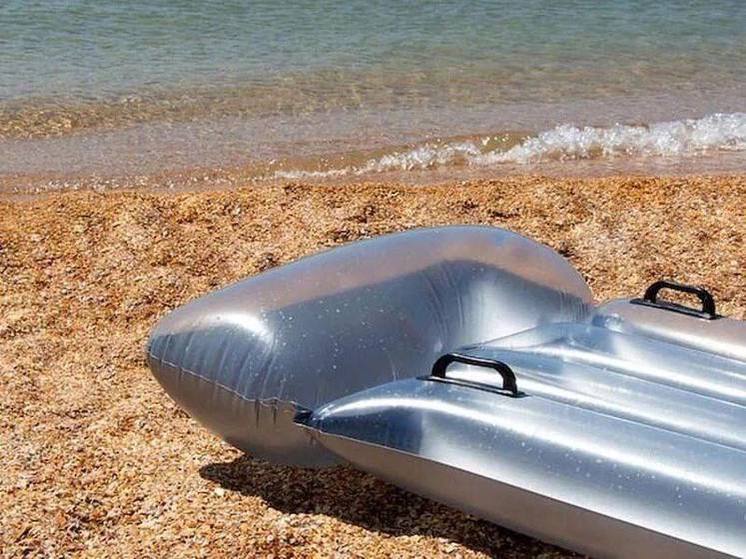 В Анапе запретили купаться в море на надувных плавсредствах