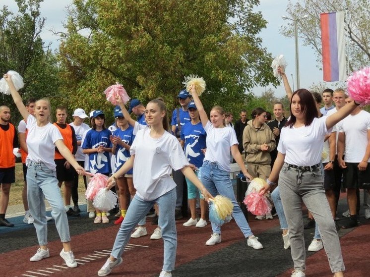 В Бердянске проходят спортивные соревнования в честь Года семьи