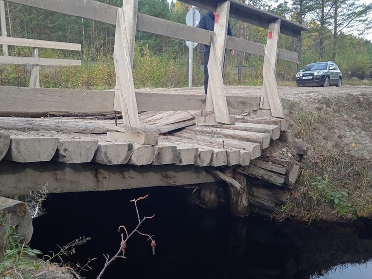 В Верхнекетском районе Томской области закрыт мост через реку Суйга