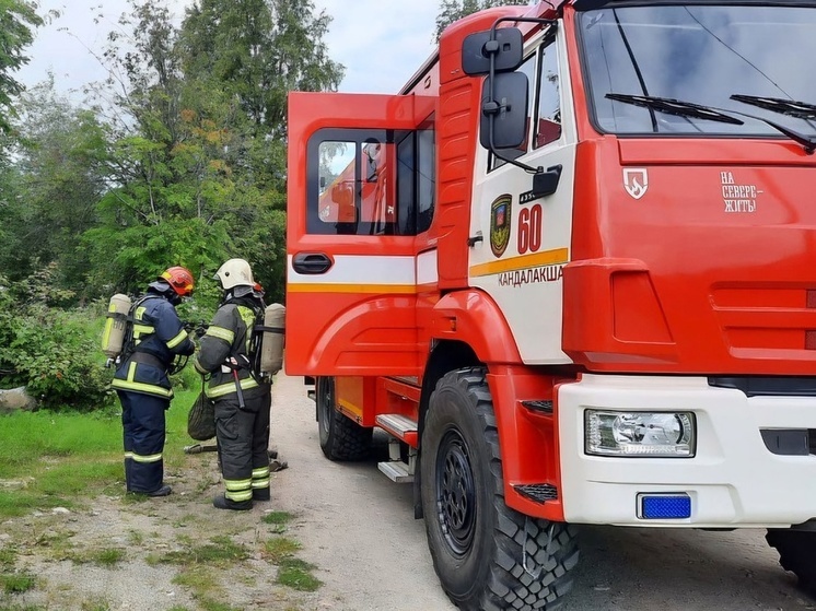 Два пожара потушили в Кандалакше минувшей ночью