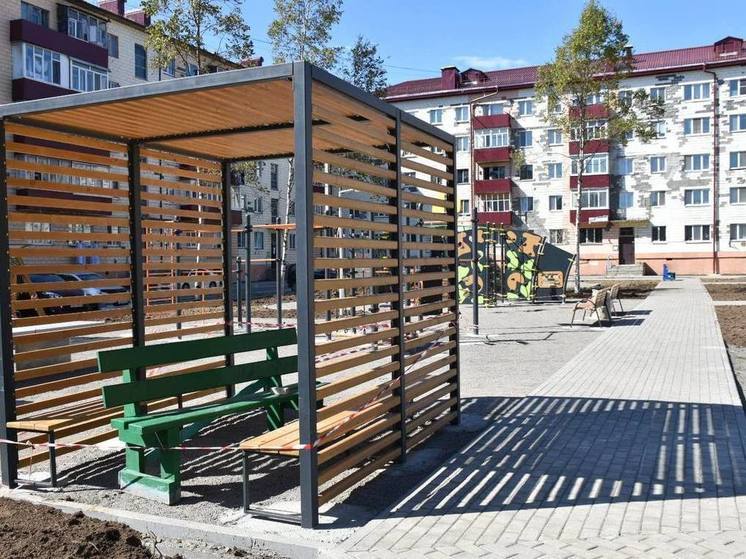  В Поронайском районе завершается ремонт 11 дворовых территорий