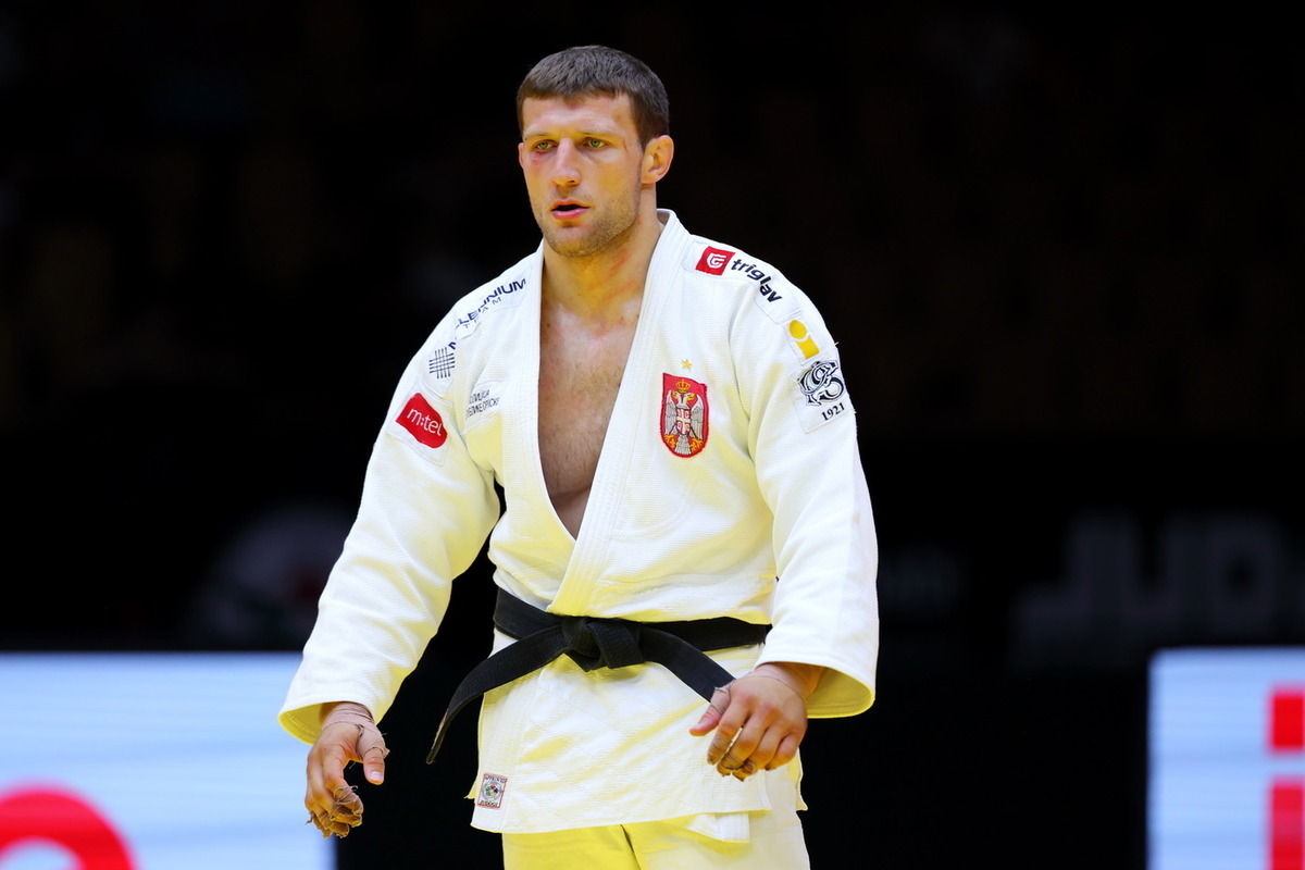 IJF объяснила отстранение перекрестившегося на Олимпиаде дзюдоиста