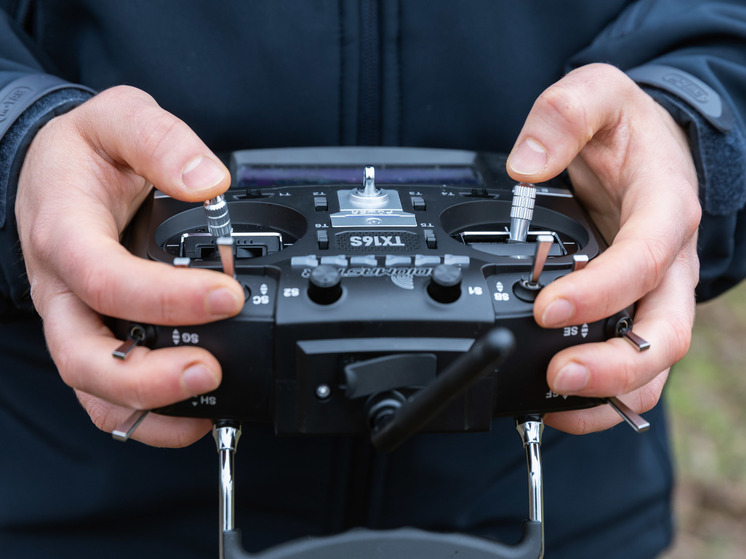 Forbes: Россия впервые задействовала беспилотники-носители FPV-дронов в зоне СВО