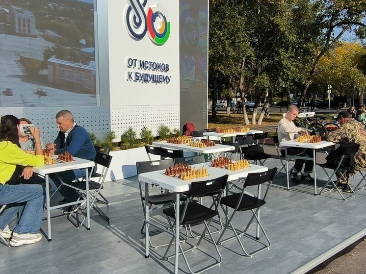 Тюменцев вовлекли в уличные игры на Цветном бульваре