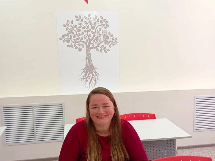 В Глинковский, Починковский, Рославльский, Тёмкинский, Холм-Жирковский и Ярцевский районы переехали 6 педагогов