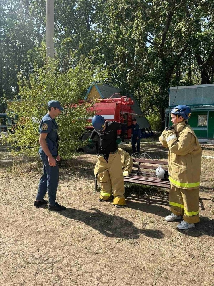 В Калмыкии прошли соревнования «Школа безопасности»