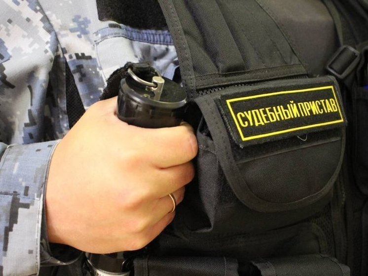 В Симферополе задержали мужчину, пытавшегося пронести в суд запрещенные вещества