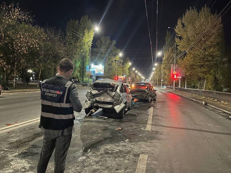 В массовом ДТП в Саратове пострадал ребёнок