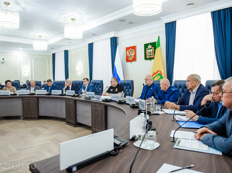 Олег Мельниченко поддержал развитие «Профессионалитета»