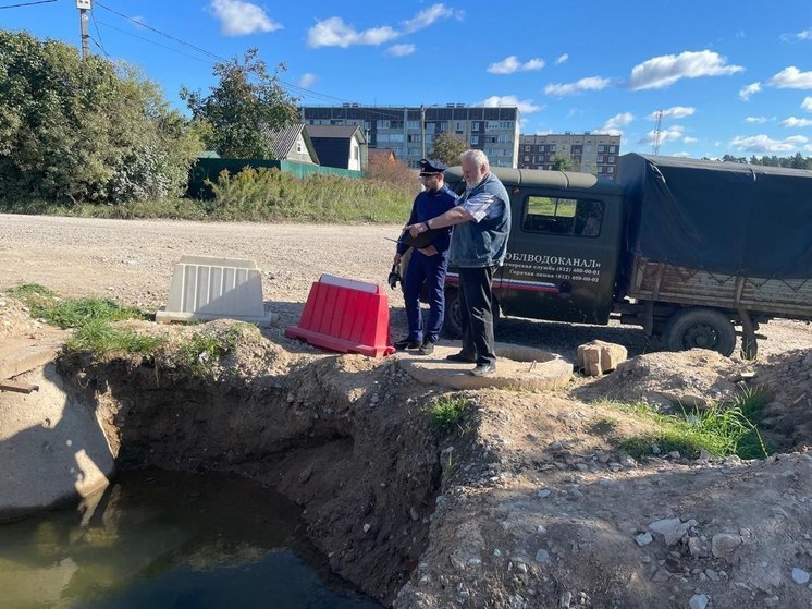 Прокурор взял на личный контроль восстановление водопровода в Сланцах