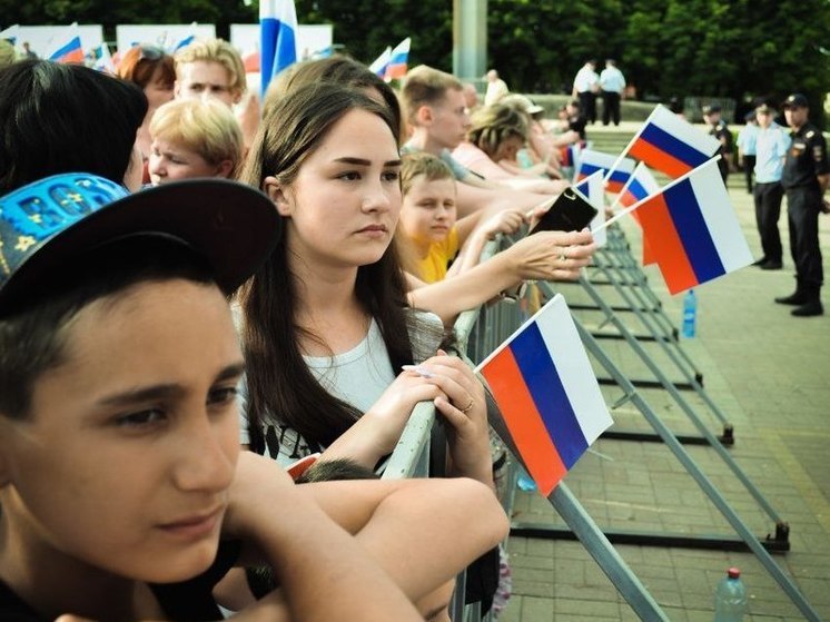 Министерство молодежной политики ДНР подготовит программу ко Дню воссоединения Республики с РФ