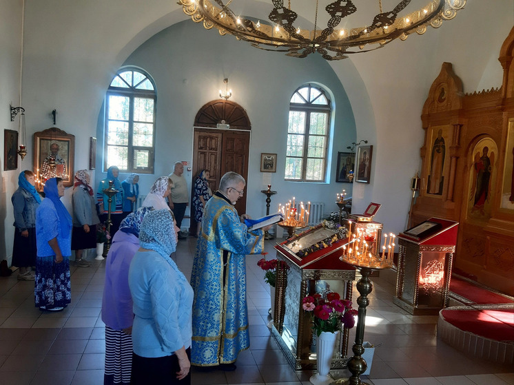 В праздник Рождества Пресвятой Богородицы, в Казанском храме города Рудни была совершена Божественная литургия