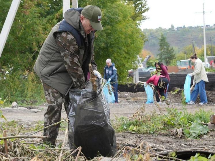 Около 50 тысяч человек приняли участие в субботнике в Красноярске