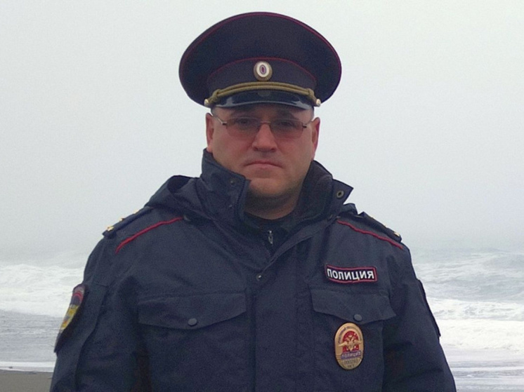 Полицейский из Нунлиграна лидирует в конкурсе "Народный участковый" на Чукотке