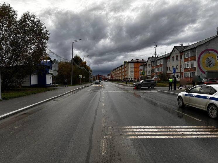 В Тарко-Сале под колеса попал юный велосипедист
