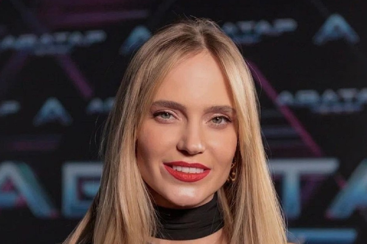 Певица вышла в соцсети под новым именем