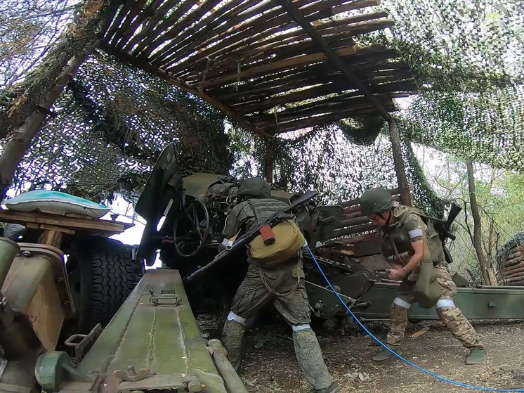 Попали прямо в боекомплект орудия