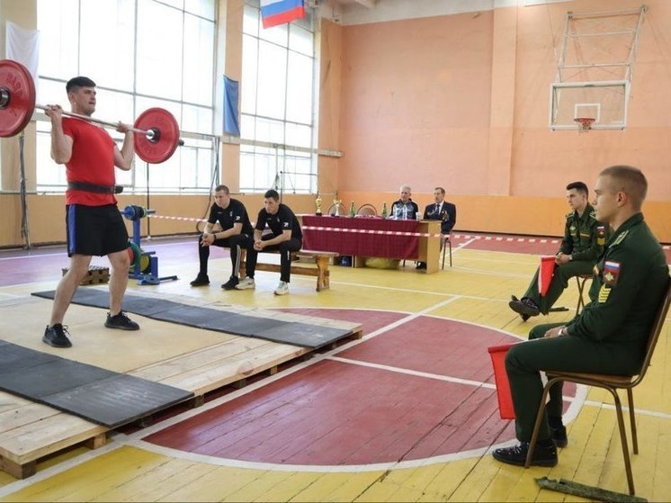 Чемпионат по тяжелой атлетике прошел в Серпухове