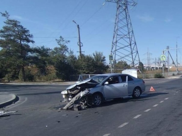 Водитель легковушки пострадал в ДТП в Волгодонске