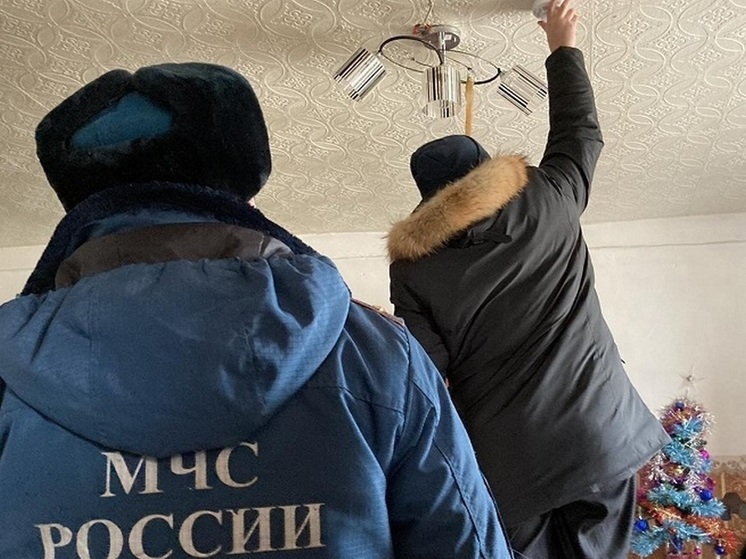В Бурятии 180 неблагополучных семей обеспечили пожарными извещателями