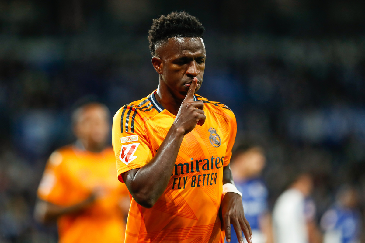 Стало известно, что футболист "Реала" Винисиус получит "Золотой мяч"