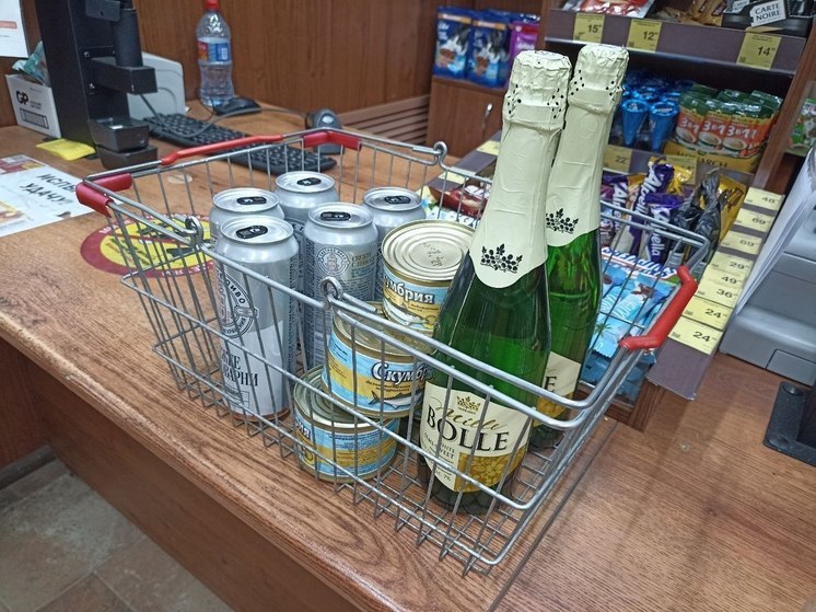 В Правдинском районе полицейские прекратили незаконную торговлю спиртным