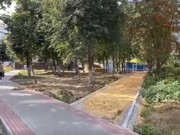 В Орле ремонт сквера Ветеранов затянулся на год