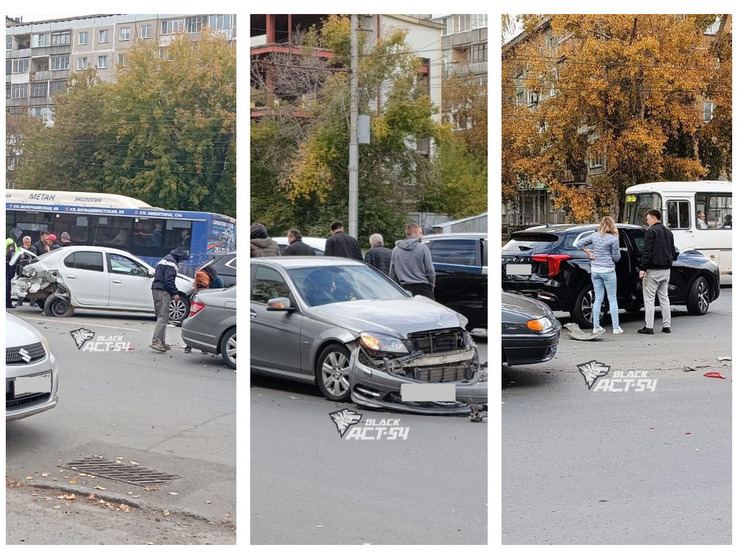 В Новосибирске случилась массовая авария с участием Mercedes