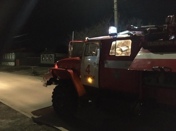 В Курске сгорел дом в Васильевском переулке