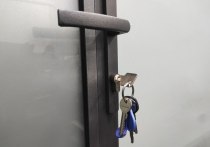 Прокуратура через суд добилась, чтобы администрация Читы вне очереди обеспечила благоустроенным жильем страдающую тяжелым заболеванием женщину с ребенком