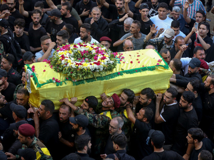 CNN: причиной взрывов пейджеров «Хезболлы» стали заминированные аккумуляторы