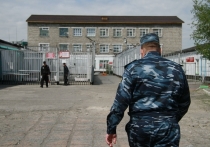 Телеграм-канал Shot сообщает, что на Дальнем Востоке задержали рецидивиста-педофила, ранее сбежавшего с ножницами из психбольницы на Сахалине