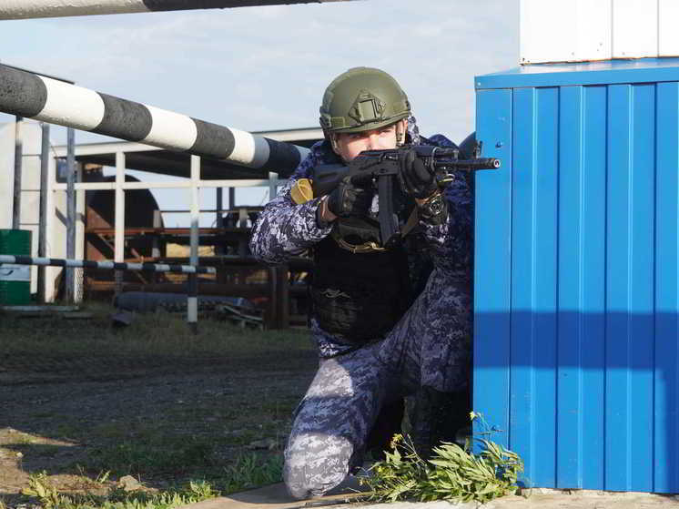 В НАО росгвардейцы провели «Молнию»