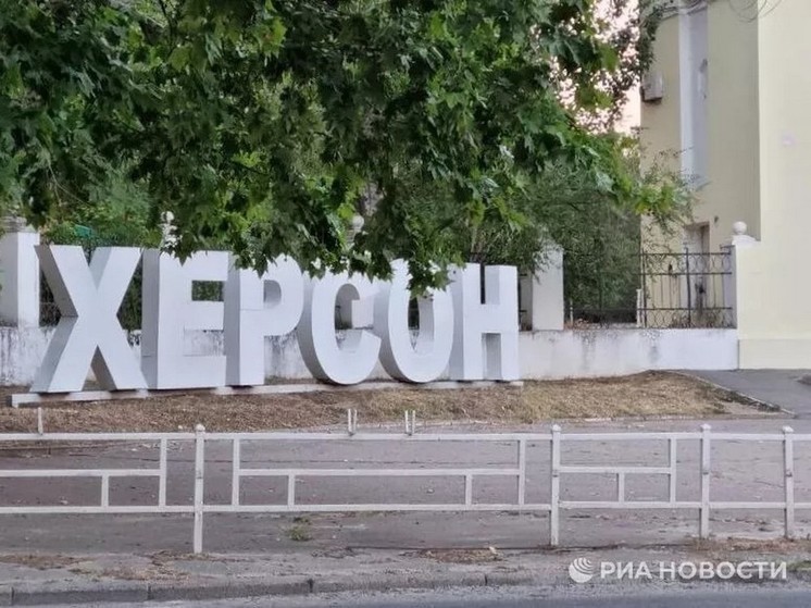 Проект гимна Херсонской области представили губернатору Владимиру Сальдо