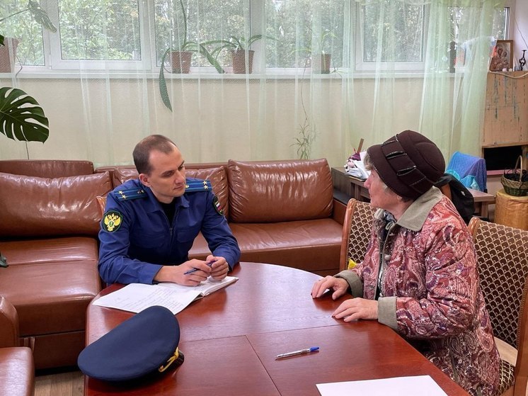 В Выборге прошел прием граждан в рамках Международного дня пожилых
