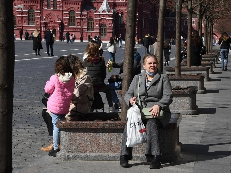 Синоптик Позднякова: в первые дни октября в Москве ожидается сильный ветер