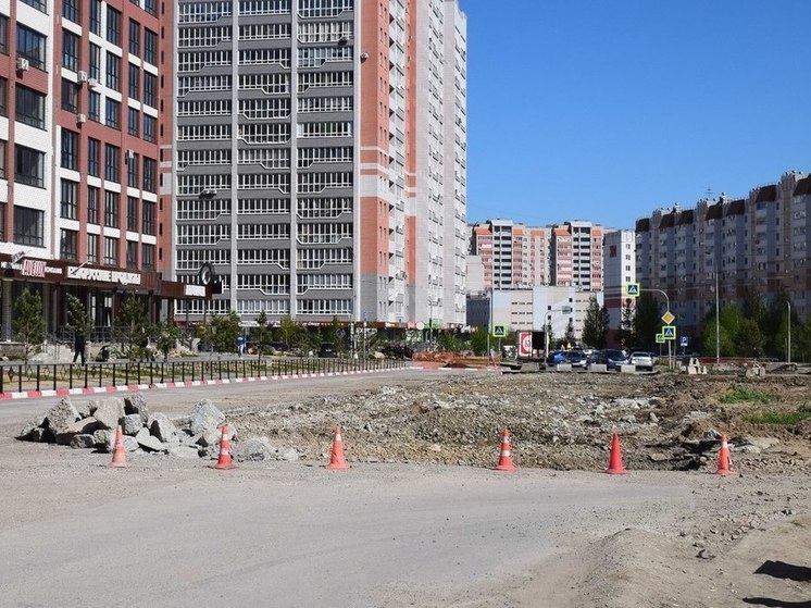 В Барнауле запретят парковку на строящейся дороге в новом квартале