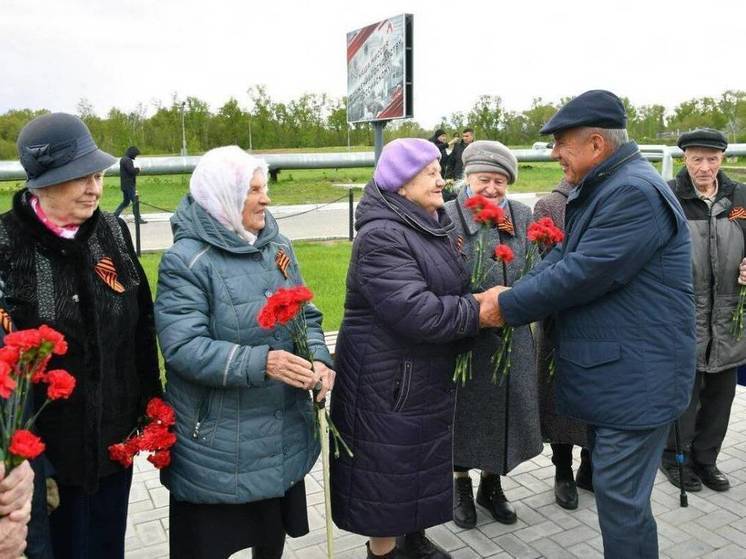 В День пожилых Минниханов призвал благодарить старшее поколение