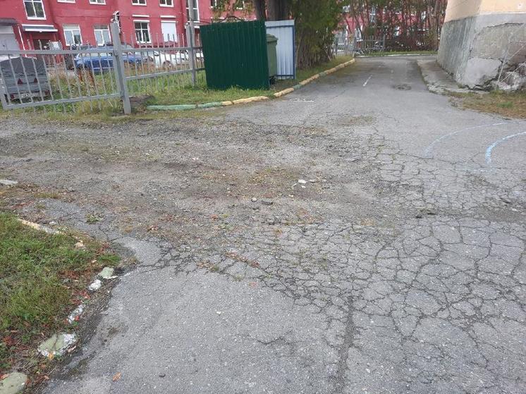 Территорию детсада в Кировске приведут в порядок после прокурорской проверки