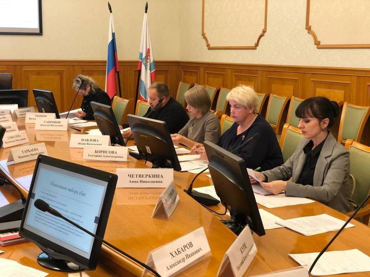 Претенденты на «Ленинградский гектар» будут производить картофель, овощи и мед
