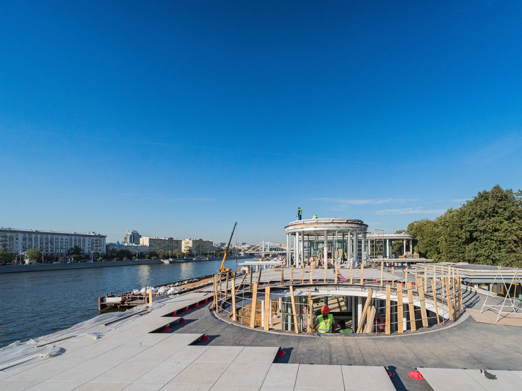 В Парке Горького в центре Москвы обустраивают новый спортивный кластер