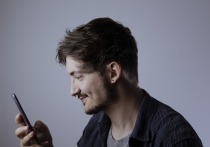 Доля мобильного интернет-трафика в Telegram с 2022 года выросла вдвое, активность россиян в VK также существенно возросла.