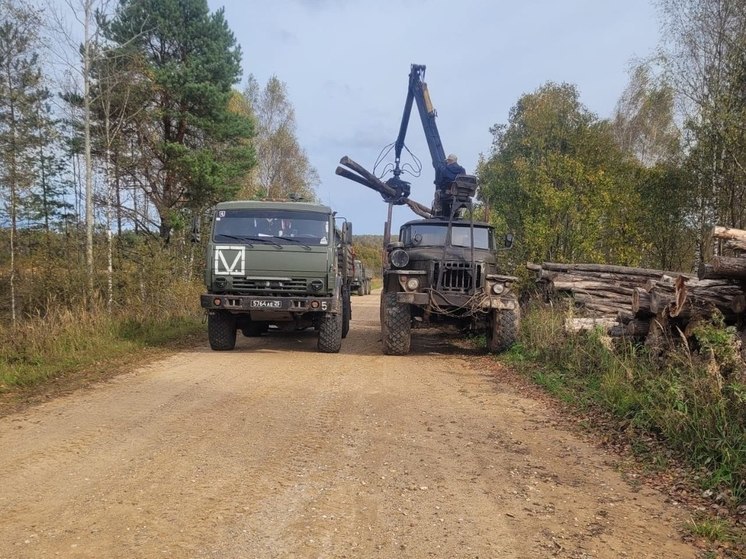 Военным отправили партию леса из Калужской области