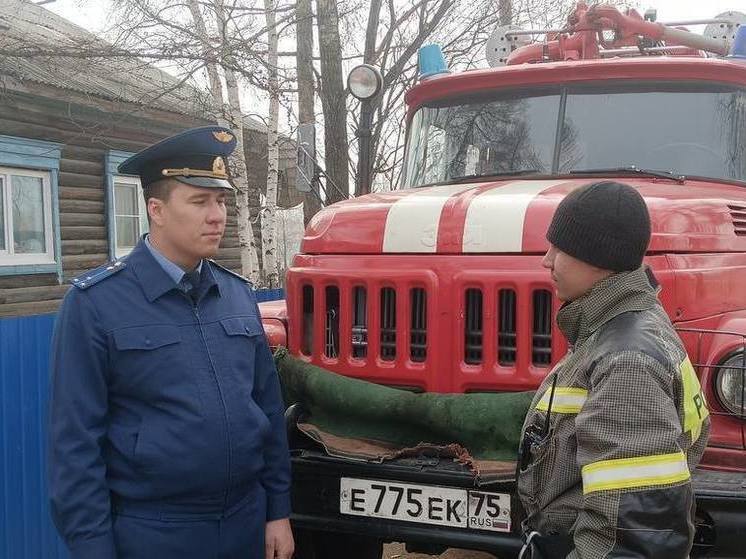 Пожар возле села в Забайкалье действует уже неделю – прокуратура