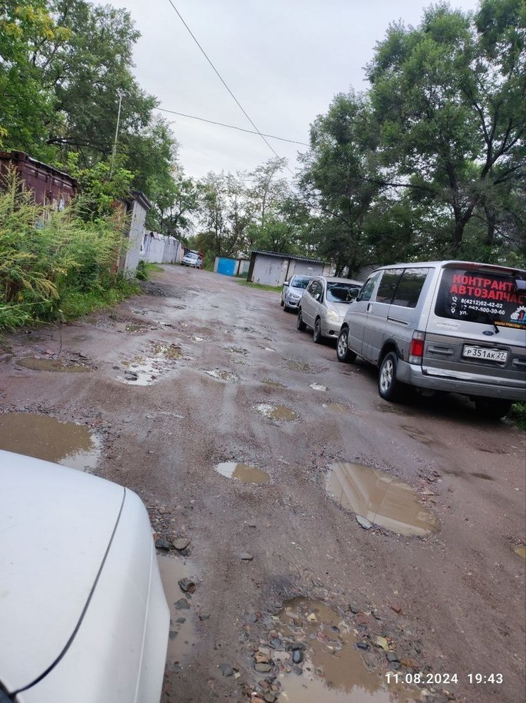 Прокуратура поддержала требования хабаровчан по ремонту дороги